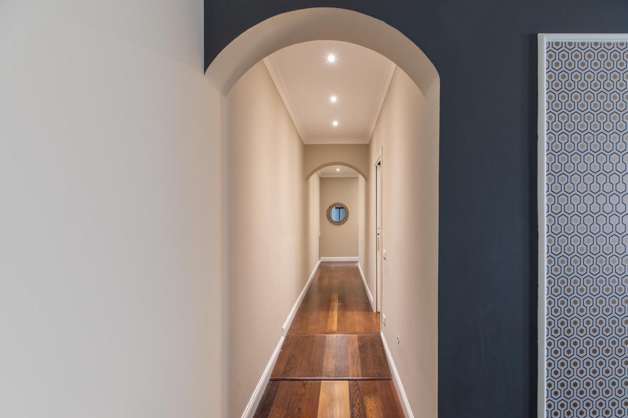Iflat Contemporary Elegance In The Heart Of Apartment